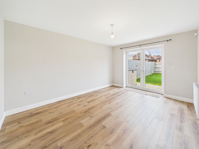 Images for West End Falls, Nafferton, YO25