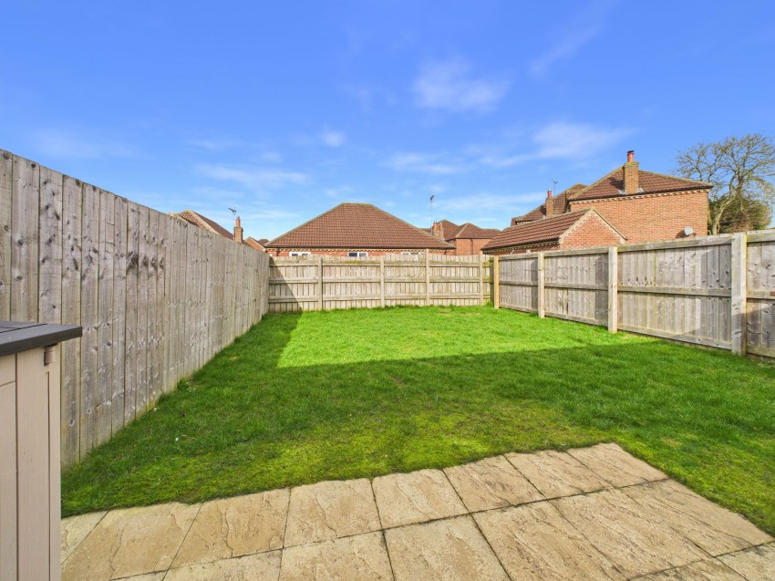 Images for West End Falls, Nafferton, YO25