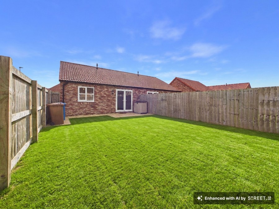 Images for West End Falls, Nafferton, YO25