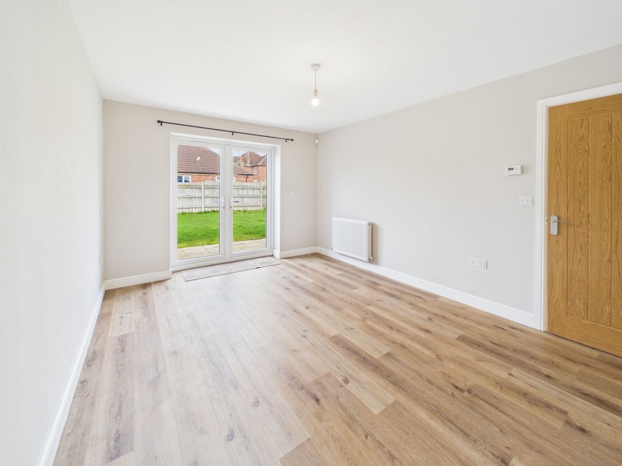 Images for West End Falls, Nafferton, YO25
