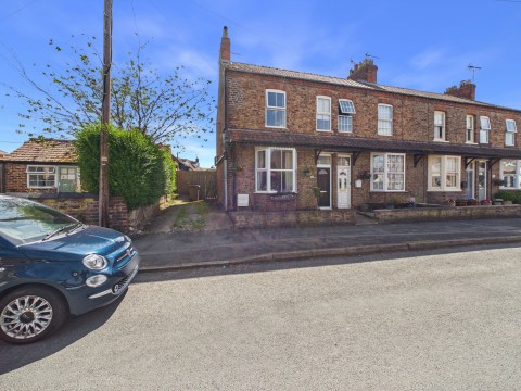 High Street, Nafferton, YO25