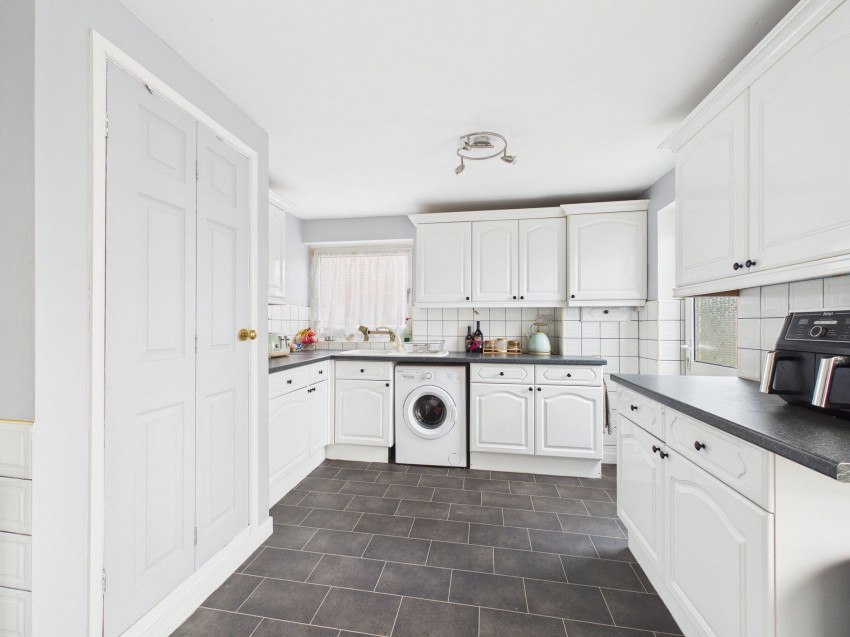 Images for Park Avenue, Driffield, YO25