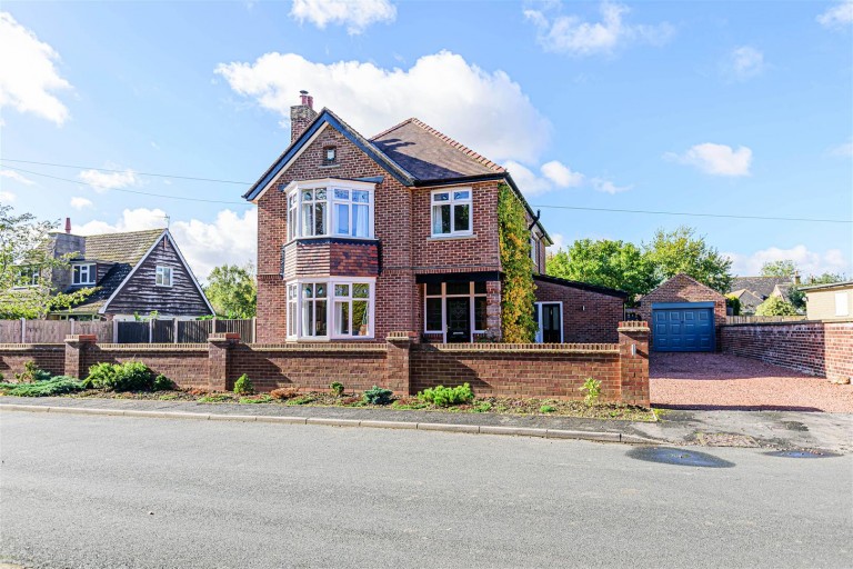 View Full Details for St Marys Lodge, Church Lane, Little Driffield, Driffield YO25 5XE