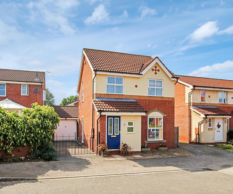 View Full Details for 9 Winthropp Close, Malton, YO17 7FL