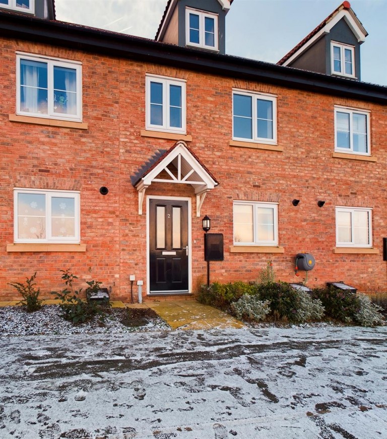 View Full Details for 2 Acre Mews, Malton, YO17 7AL