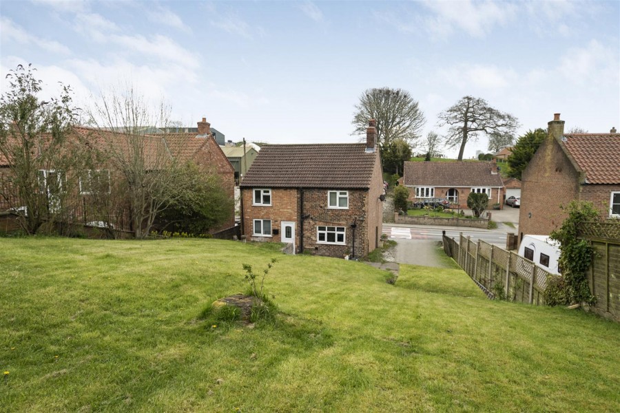 Images for Manor Farm Cottage, Main Street Foxholes, Driffield, East Yorkshire, YO25 3QL