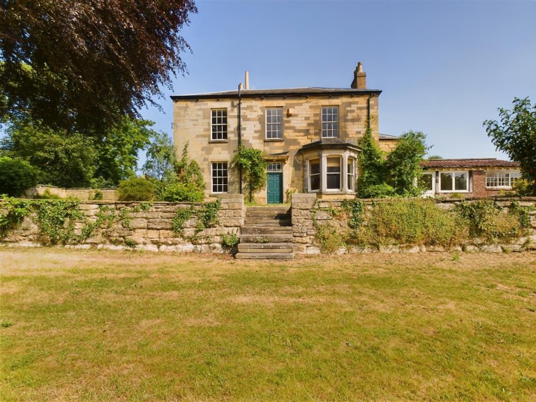 View Full Details for Barton Cottage, York Road, Malton,YO17 6AU