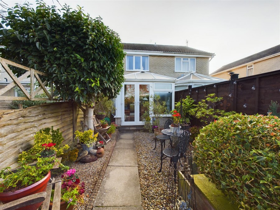 Images for 8 Garden Way, Pickering, North Yorkshire, YO18 8BG