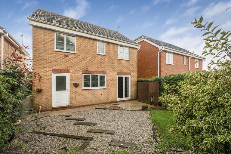 View Full Details for 29, Lapwing Road Driffield, East yorkshire, YO25 5LF