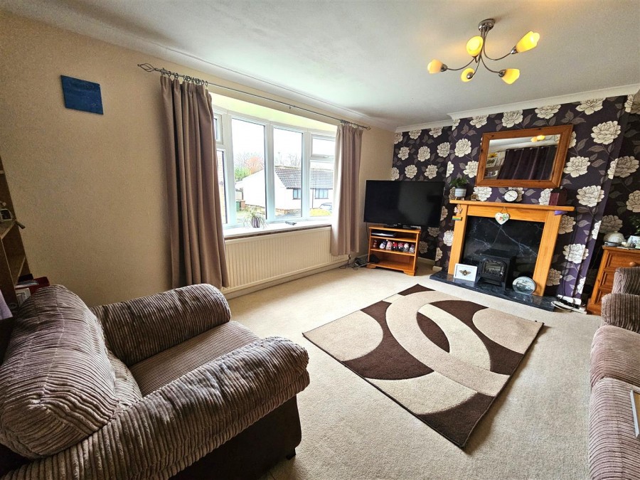 Images for Towyn, 2 Foston Lane North Frodingham, Driffield, East Yorkshire, YO25 8JZ