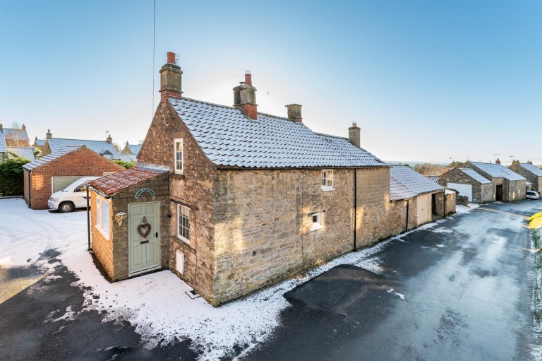 View Full Details for Rose Cottage, Church Lane, Thornton-Le-Dale, North Yorkshire, YO18 7QL