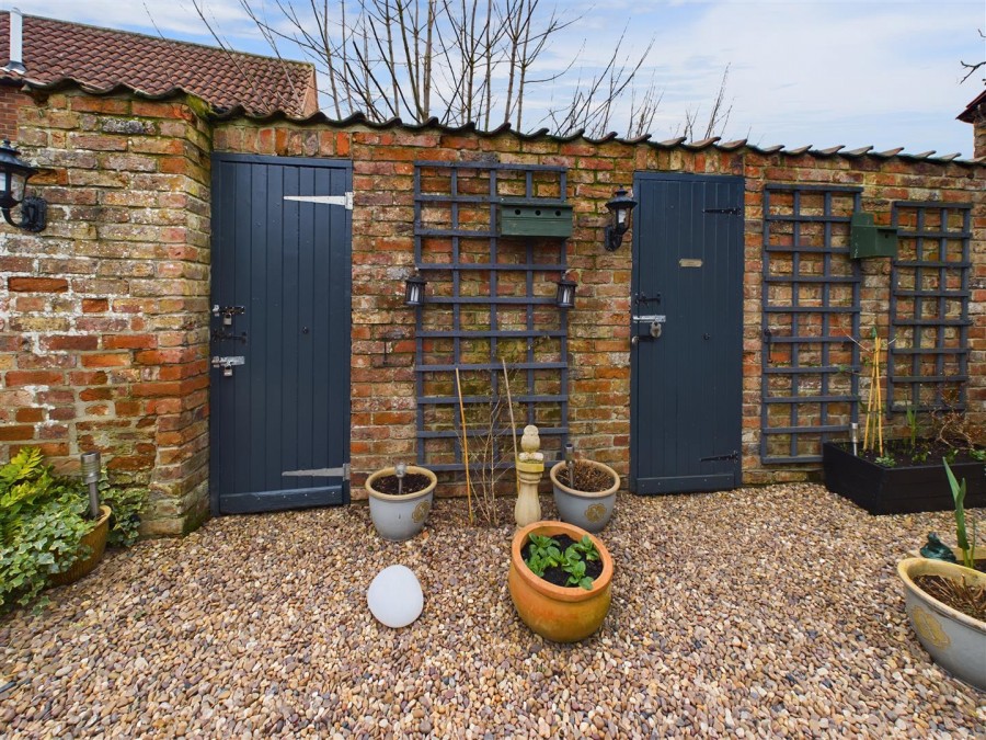 Images for 58, Main Street, Beeford, Driffield, East Yorkshire, YO25 8AZ