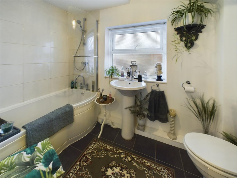 Images for 58, Main Street, Beeford, Driffield, East Yorkshire, YO25 8AZ