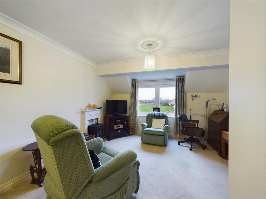 Images for 30 Taylors Field, Driffield, YO25 6FQ