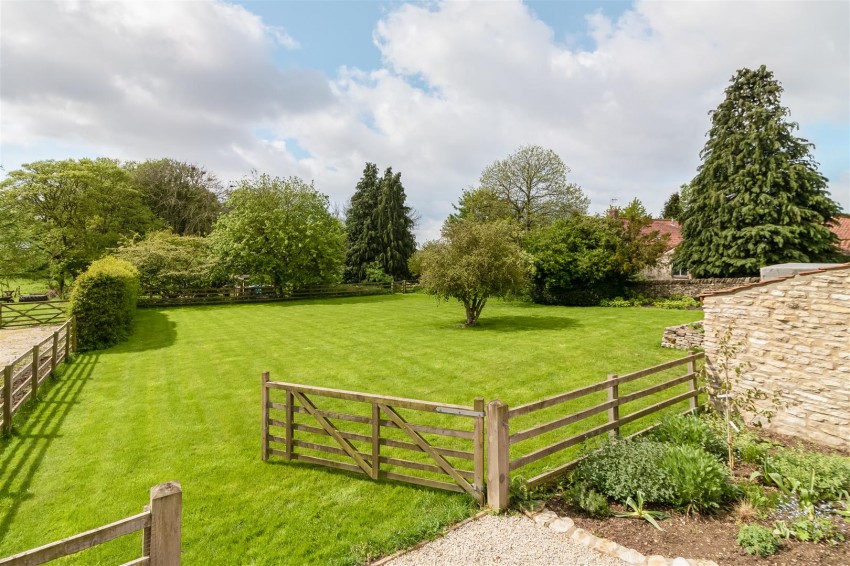 Images for Beestone Cottage, Aislaby, Pickering, YO18 8PE