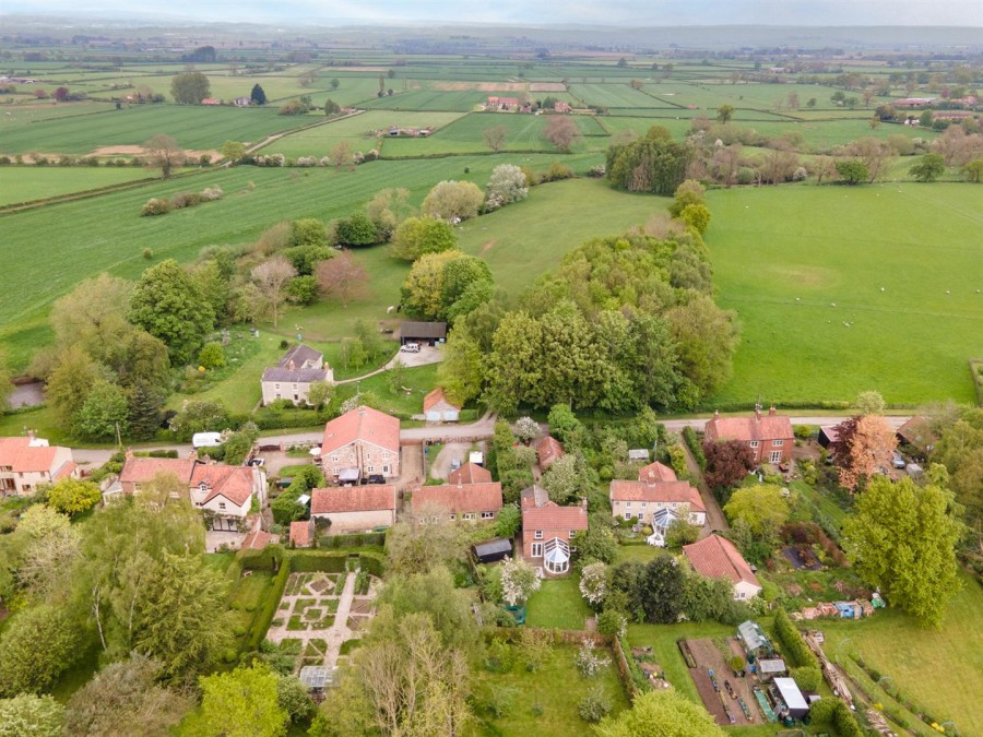 Images for Diamond Cottage & Diamond Den, Butterwick, Brawby, Malton, YO17 6PS