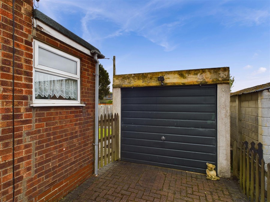 Images for 50 Park Avenue, Driffield, YO25 5EJ
