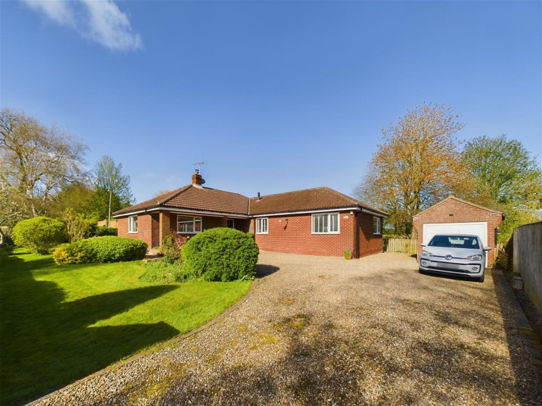 View Full Details for Treetops, West Lutton, Malton, North Yorkshire, YO17 8TF