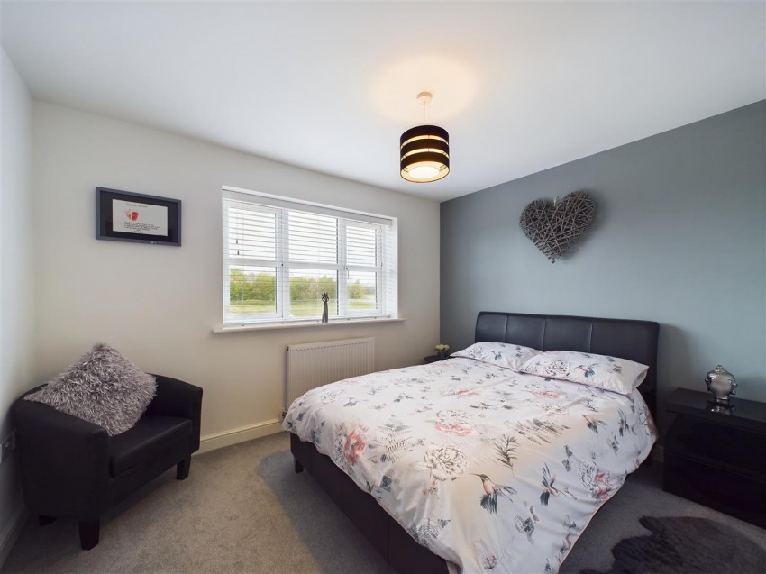 Images for 84 New Walk, Driffield, YO25 5LE