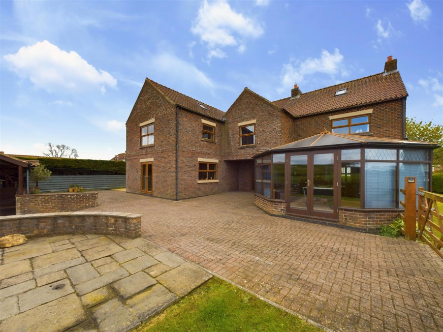 Images for Dale View, 4 Waddale End, Weaverthorpe, Malton