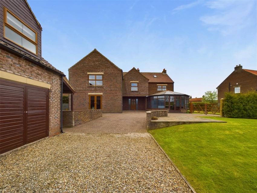 Images for Dale View, 4 Waddale End, Weaverthorpe, Malton