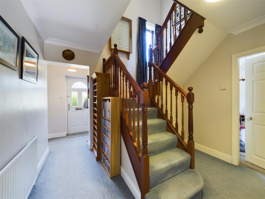 Images for 5 Redwood Gardens, Driffield, YO25 6XA