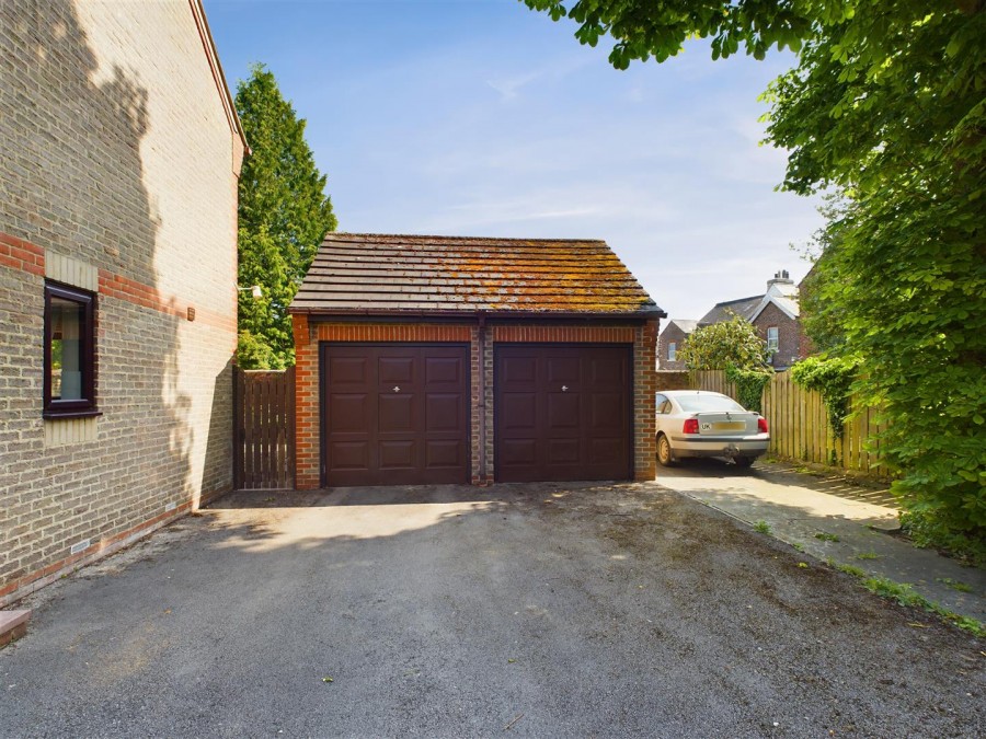 Images for 5 Redwood Gardens, Driffield, YO25 6XA