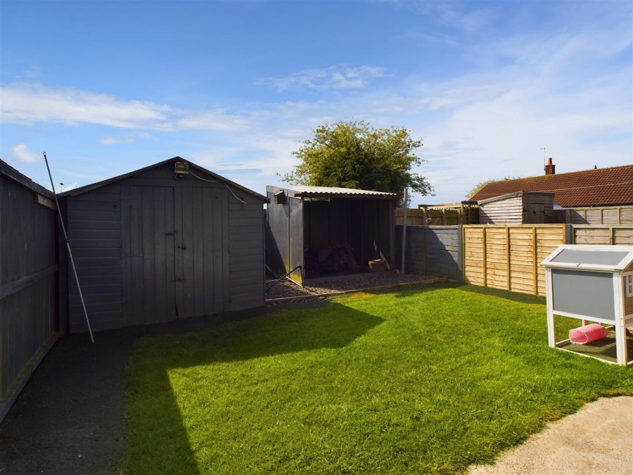 Images for 34 Eastlands, Nafferton, Driffield, YO25 4LA
