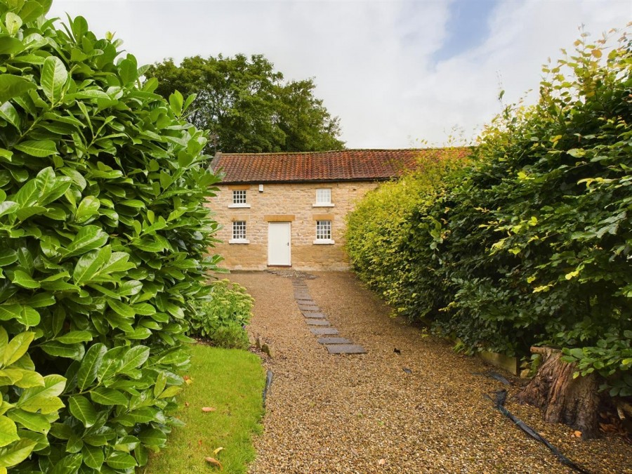 Images for 4 Coachman Cottages, Pickering Road West, Snainton, Scarborough