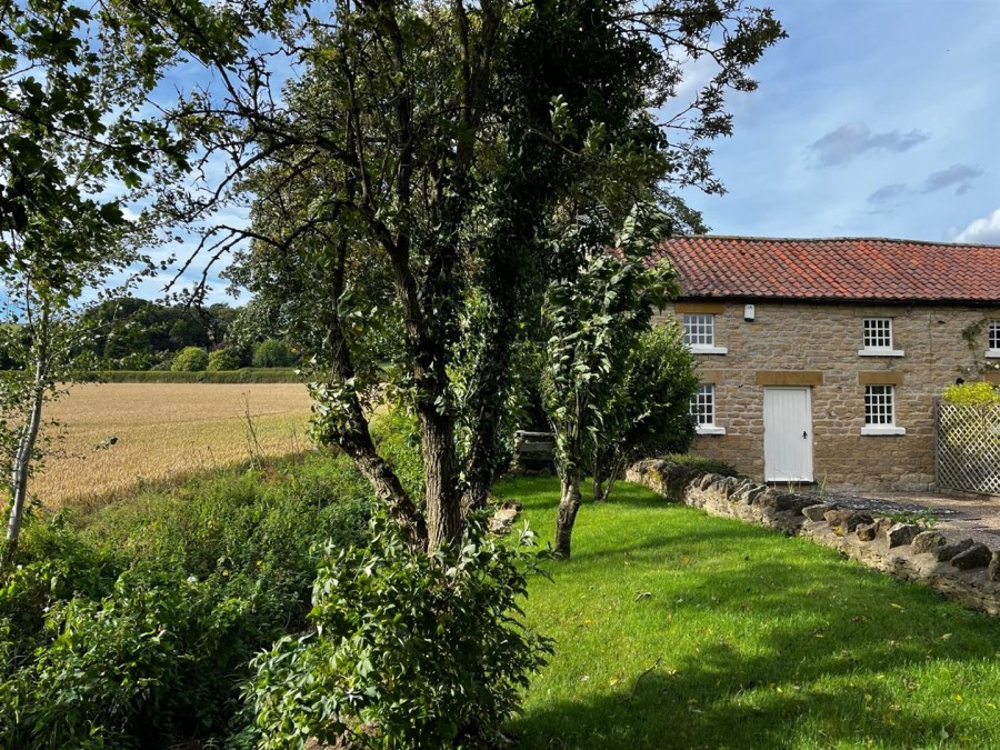 Images for 4 Coachman Cottages, Pickering Road West, Snainton, Scarborough
