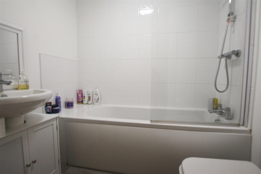 Images for Flat 3, 100 Commercial Street, Norton, Malton, YO17 9EU