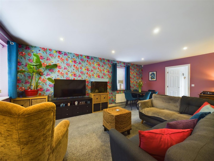 Images for 5 Bentley Close, Driffield, YO25 6BF