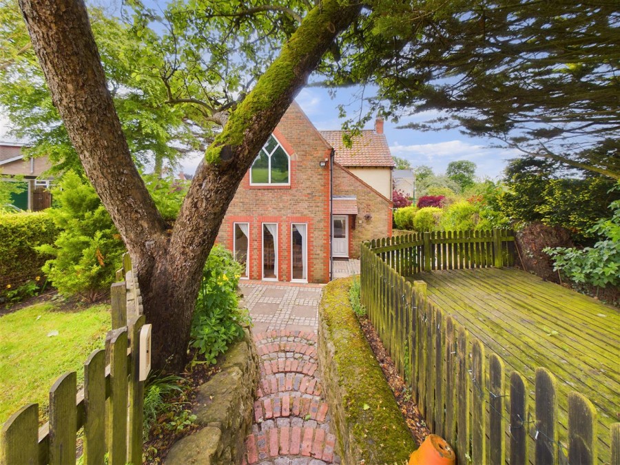 Images for Limekiln Cottage, Church Lane, Thornton-Le-Dale, YO18 7QL