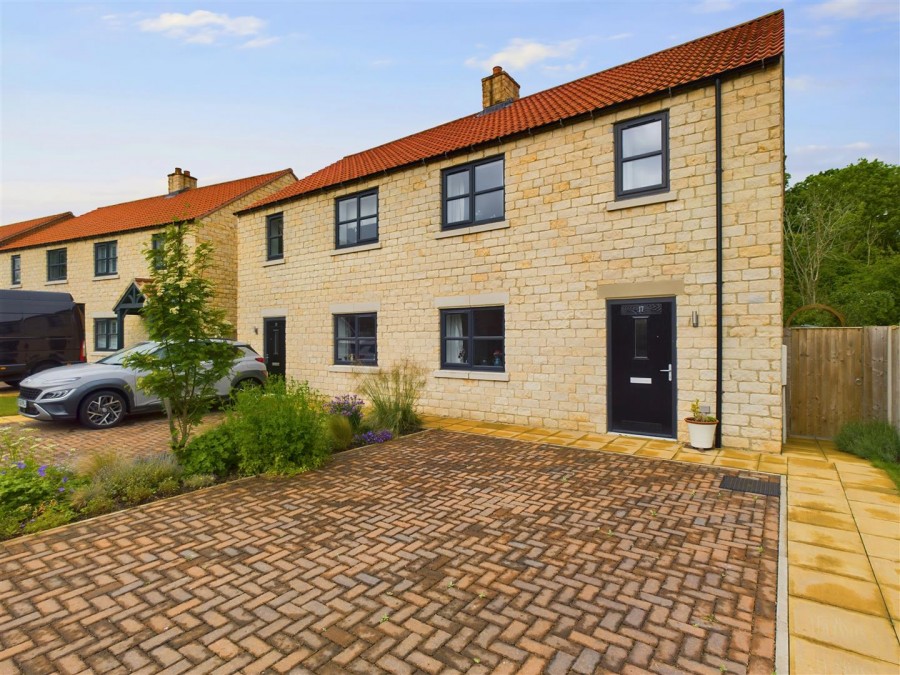 Images for 17, Riccal Drive, Helmsley, North Yorkshire, YO62 5FF
