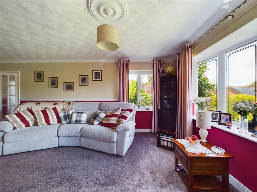 Images for 18 St. Peters Close, Hutton, Driffield YO25 9YZ