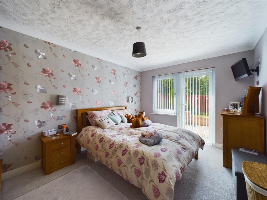 Images for 18 St. Peters Close, Hutton, Driffield YO25 9YZ