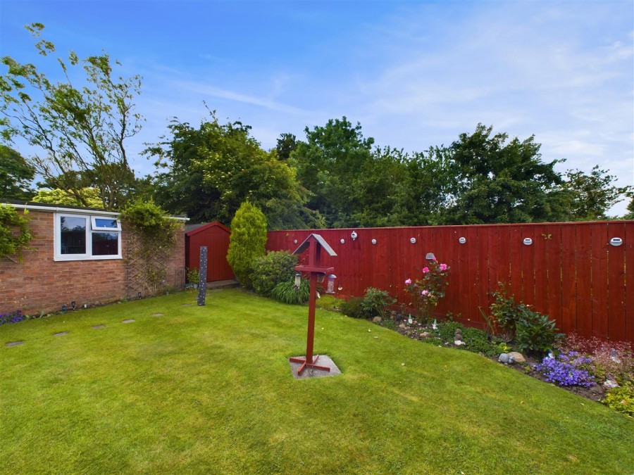Images for 18 St. Peters Close, Hutton, Driffield YO25 9YZ