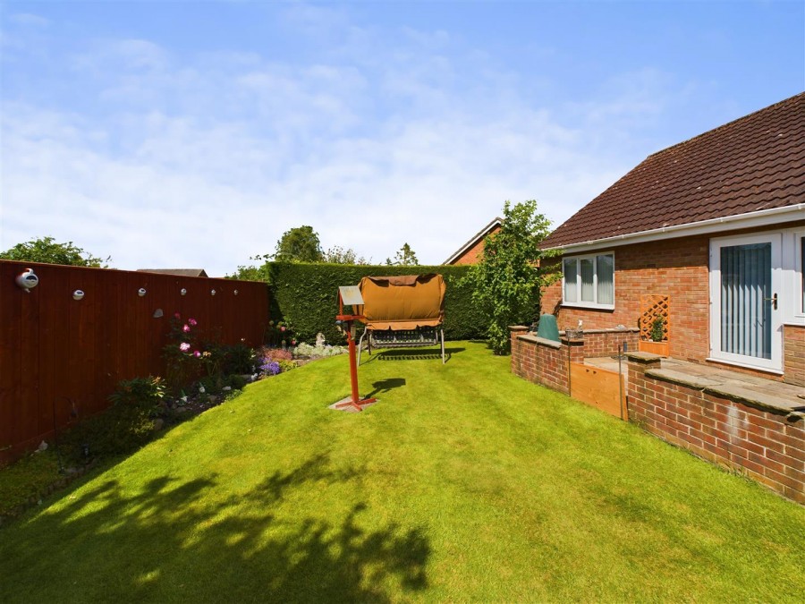 Images for 18 St. Peters Close, Hutton, Driffield YO25 9YZ