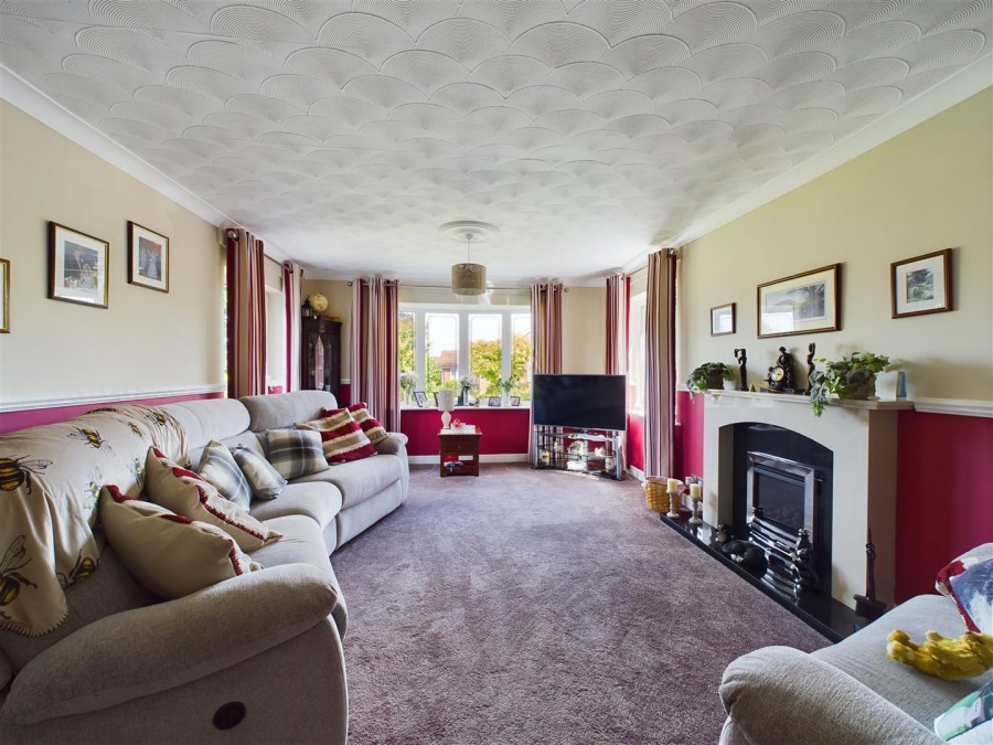 Images for 18 St. Peters Close, Hutton, Driffield YO25 9YZ