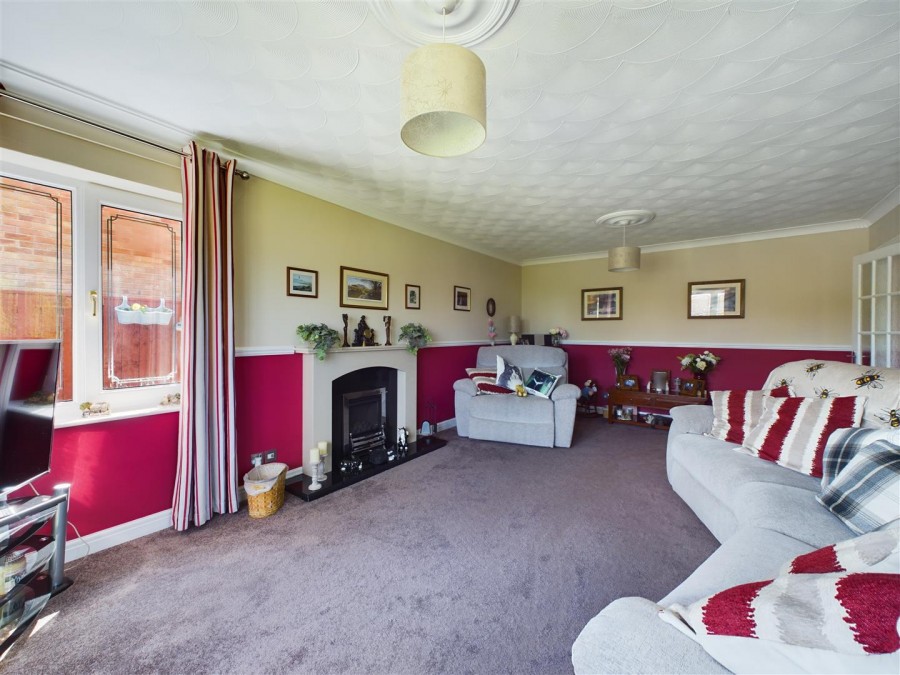 Images for 18 St. Peters Close, Hutton, Driffield YO25 9YZ
