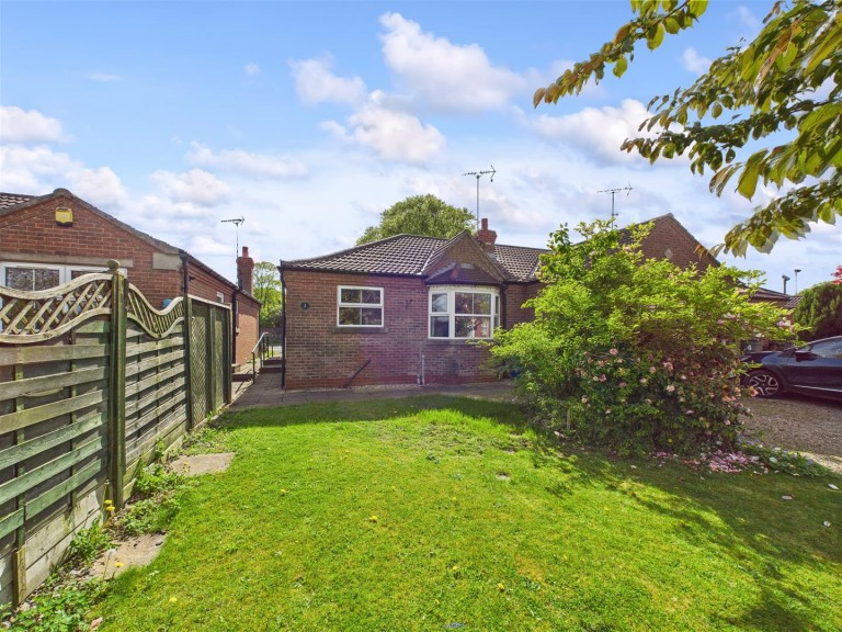 View Full Details for 3 Hudson Drive, Driffield. YO25 5NX