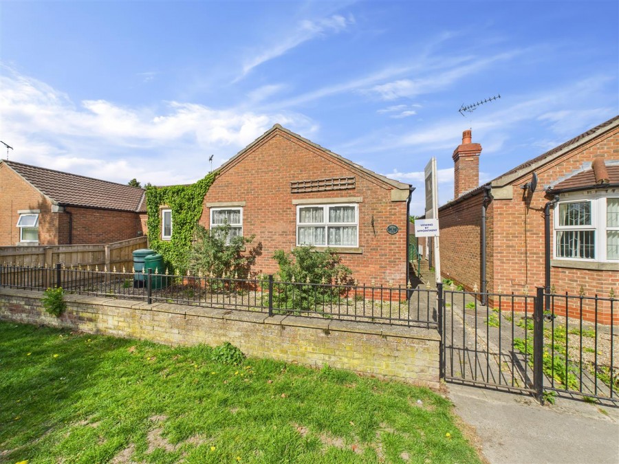 Images for 3 Hudson Drive, Driffield. YO25 5NX