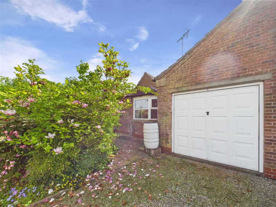 Images for 3 Hudson Drive, Driffield. YO25 5NX