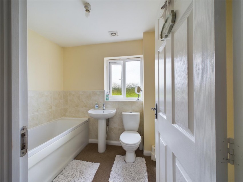 Images for Mill Chase, Nafferton, Driffield