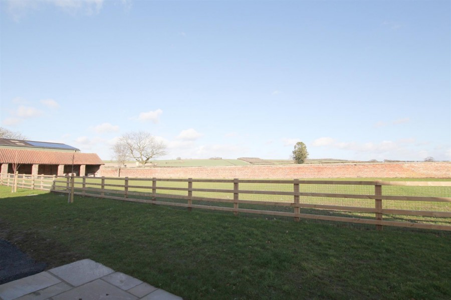 Images for The Old Grain Store, Thornthorpe, Malton