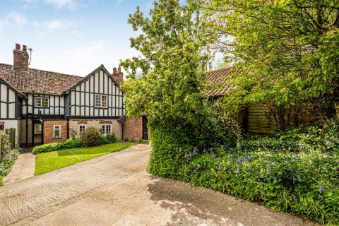 Ansdell House, Main,Street, Garton-On-The-Wolds, Driffield, YO25 3ET