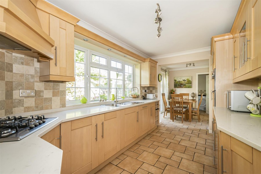 Images for 2 Fairfield Close, Nafferton, Driffield, YO25 4JH