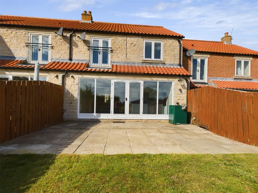 Images for 11 Pearsons Yard, Swinton, Malton, North Yorkshire, YO17 6TF