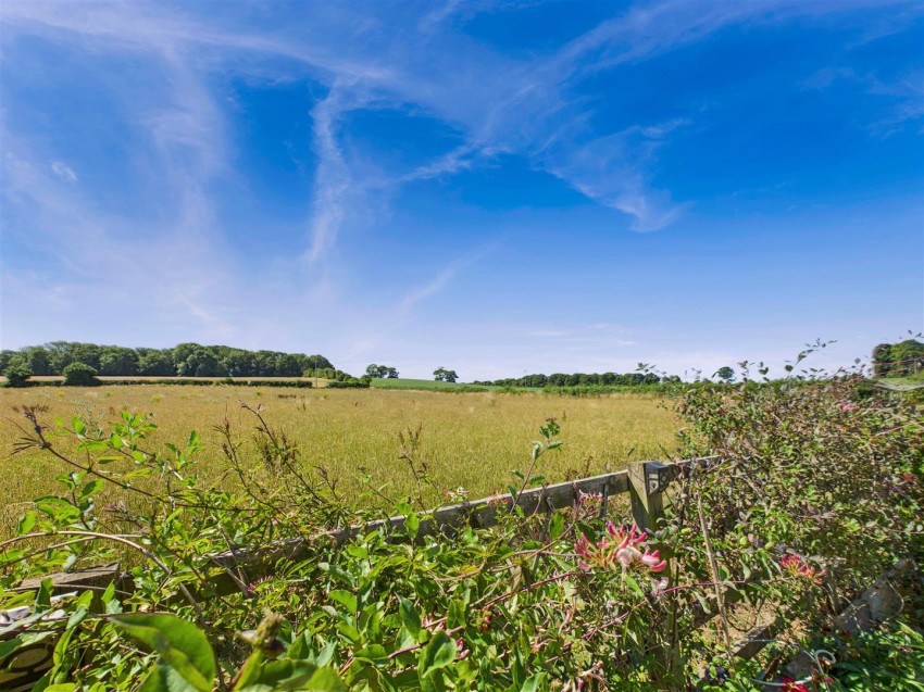 Images for West End, Welburn, North Yorkshire, YO60 7DX