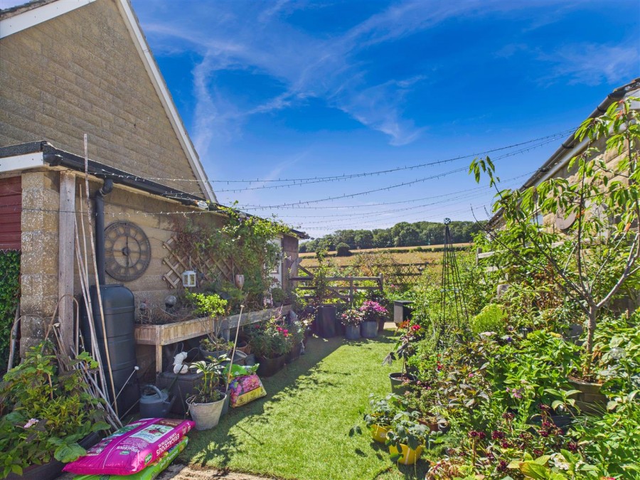 Images for West End, Welburn, North Yorkshire, YO60 7DX